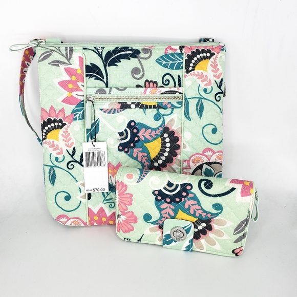 Vera Bradley Bags | New Vera Bradley Mint Flowers Hipster ...